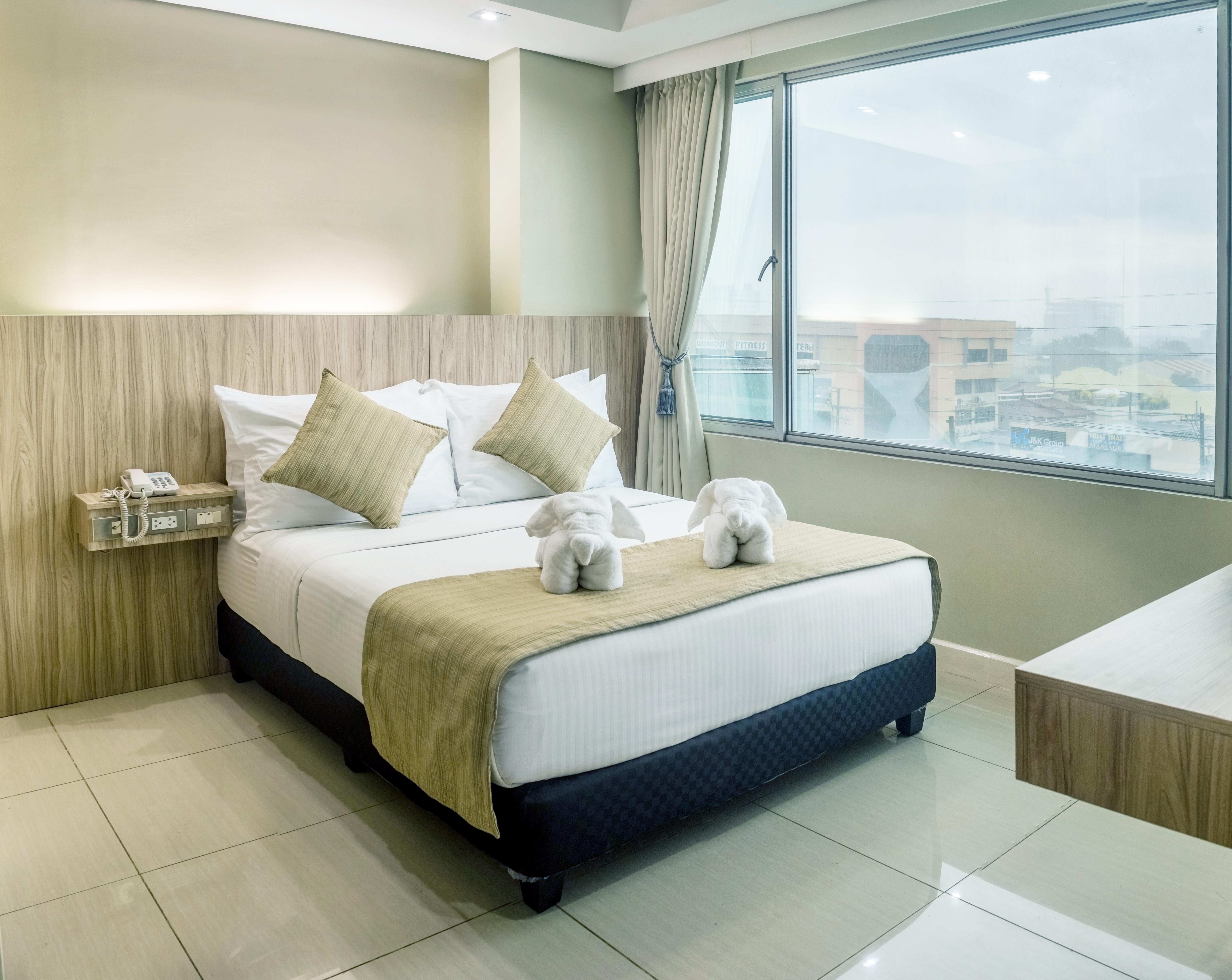 Alicia Apartelle Cebu Exterior photo