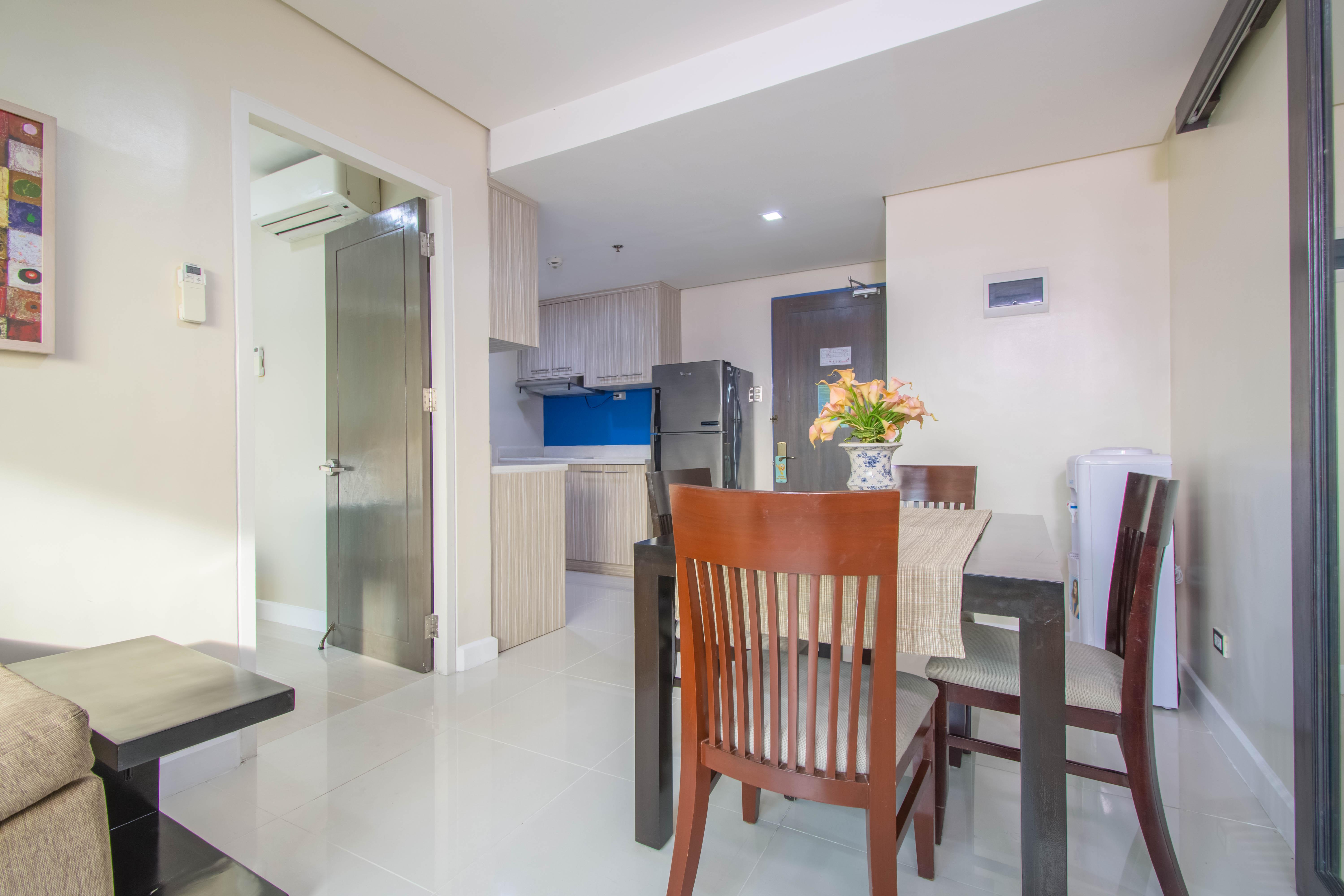 Alicia Apartelle Cebu Exterior photo