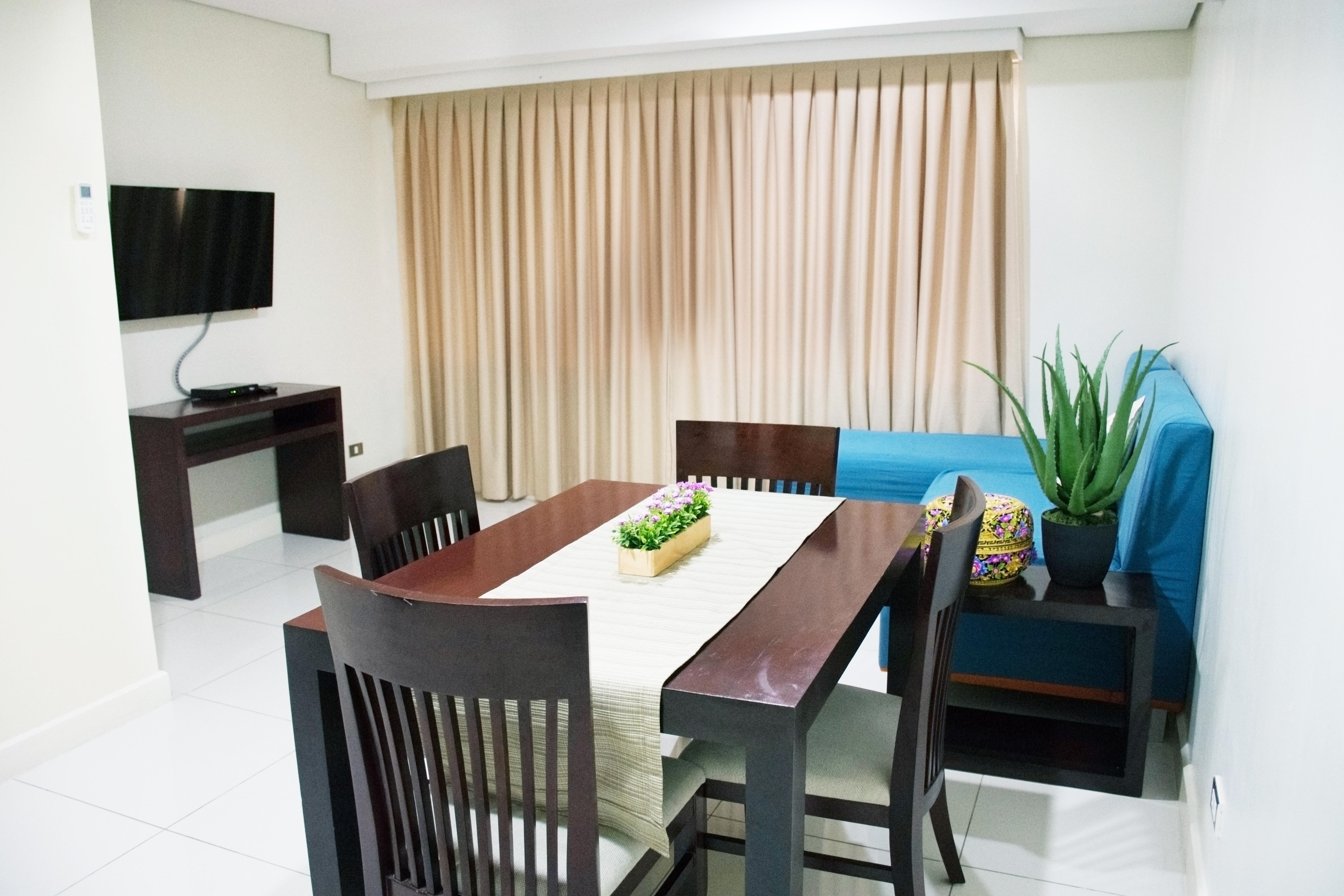 Alicia Apartelle Cebu Exterior photo