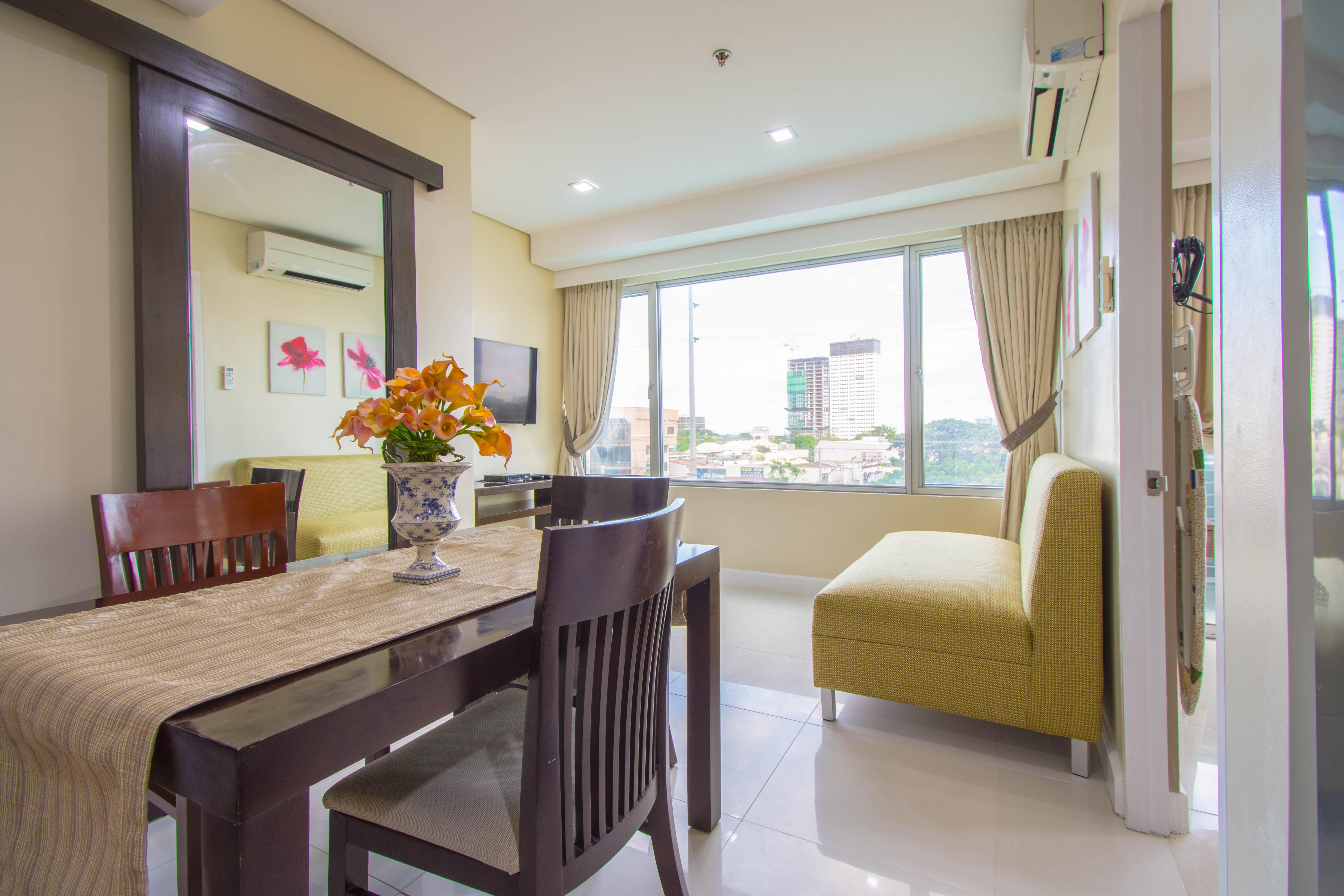 Alicia Apartelle Cebu Exterior photo