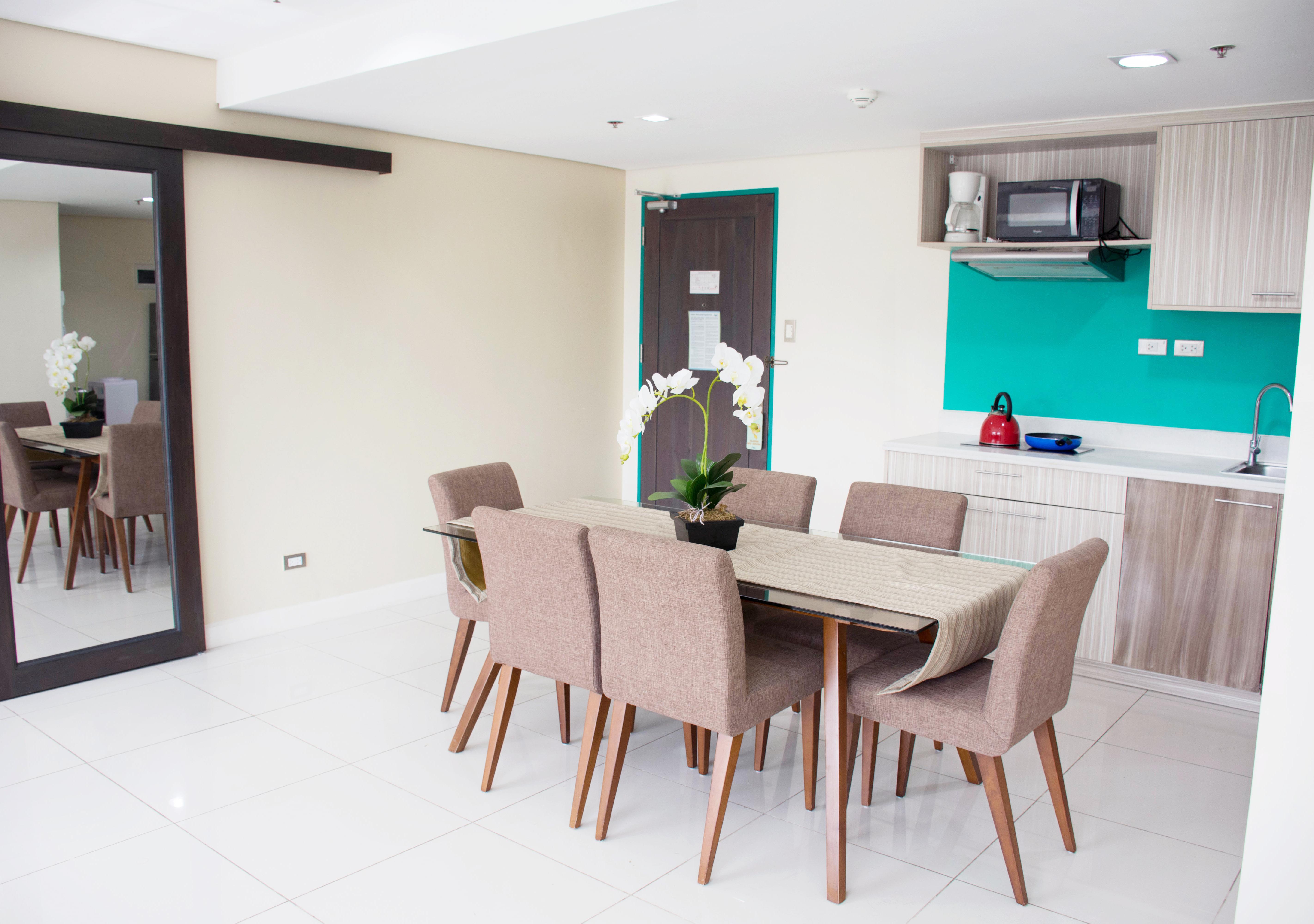 Alicia Apartelle Cebu Exterior photo