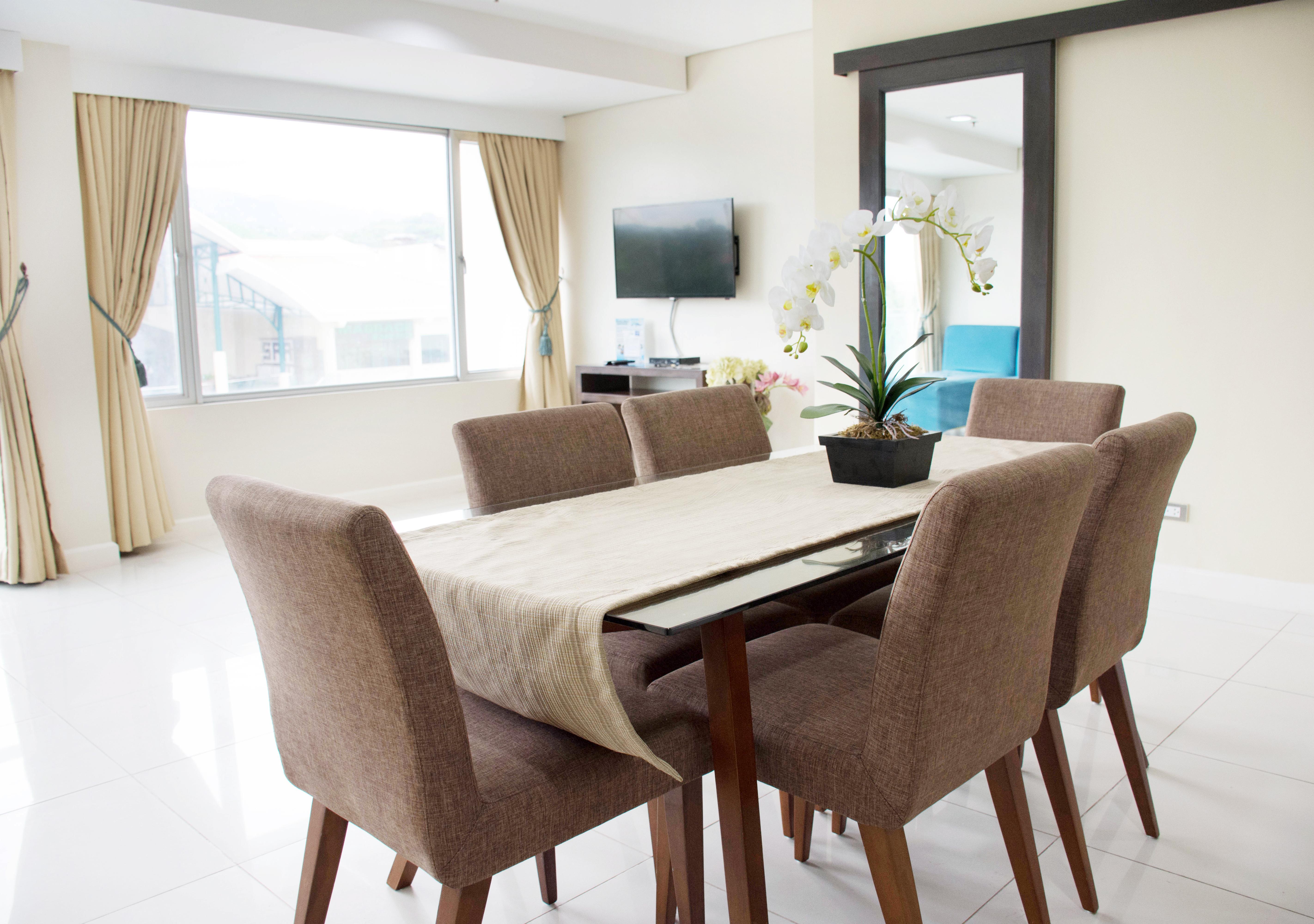 Alicia Apartelle Cebu Exterior photo