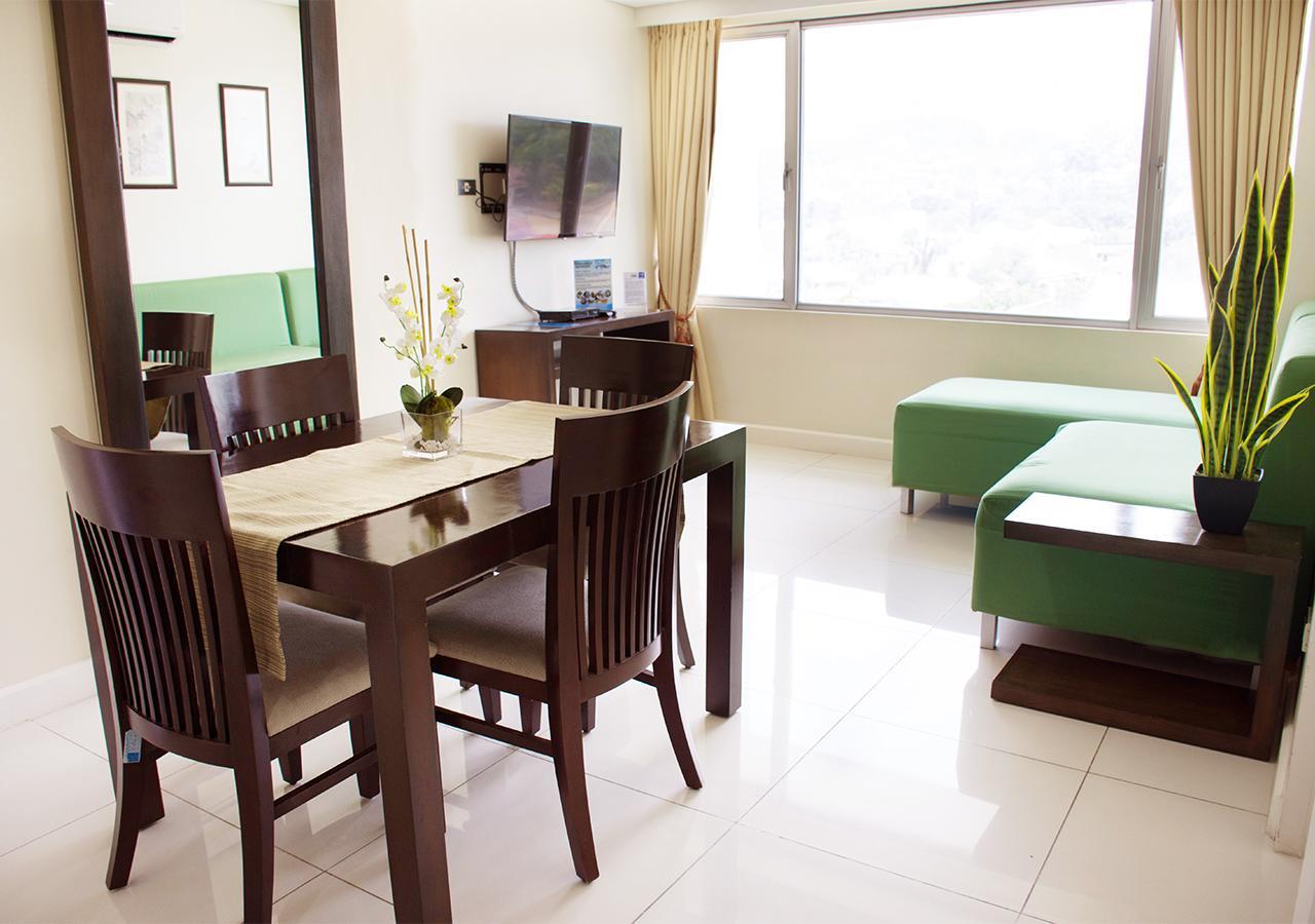 Alicia Apartelle Cebu Exterior photo