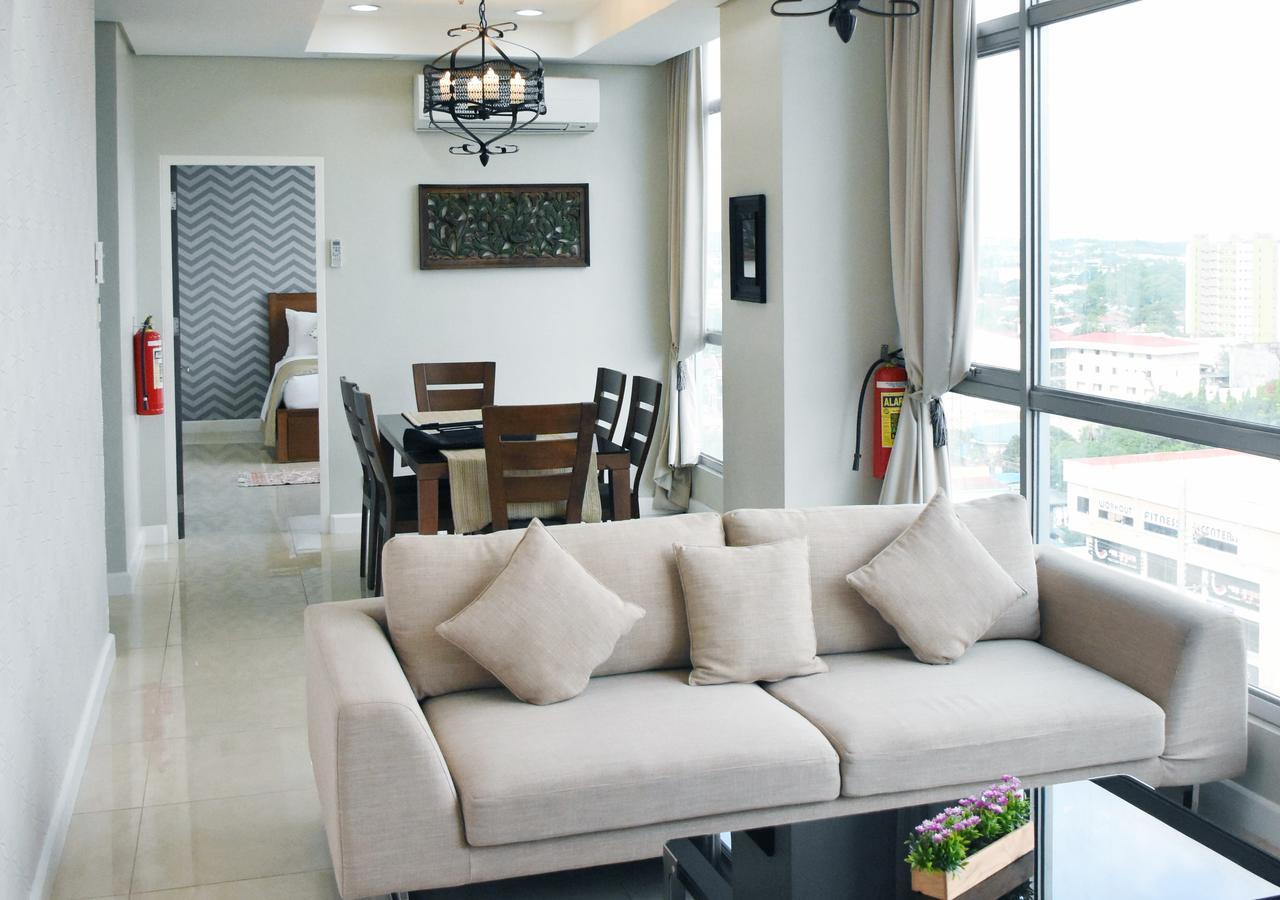 Alicia Apartelle Cebu Exterior photo