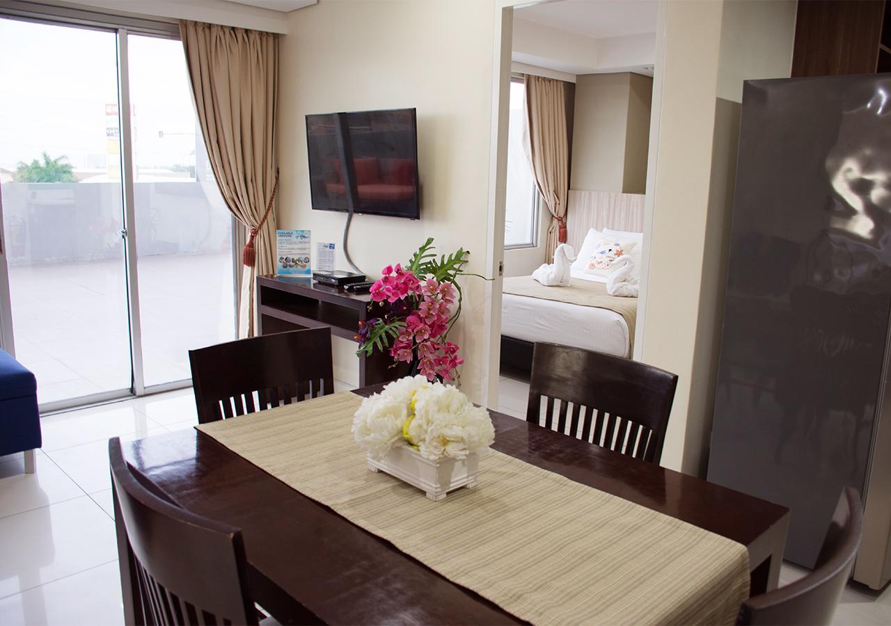 Alicia Apartelle Cebu Exterior photo